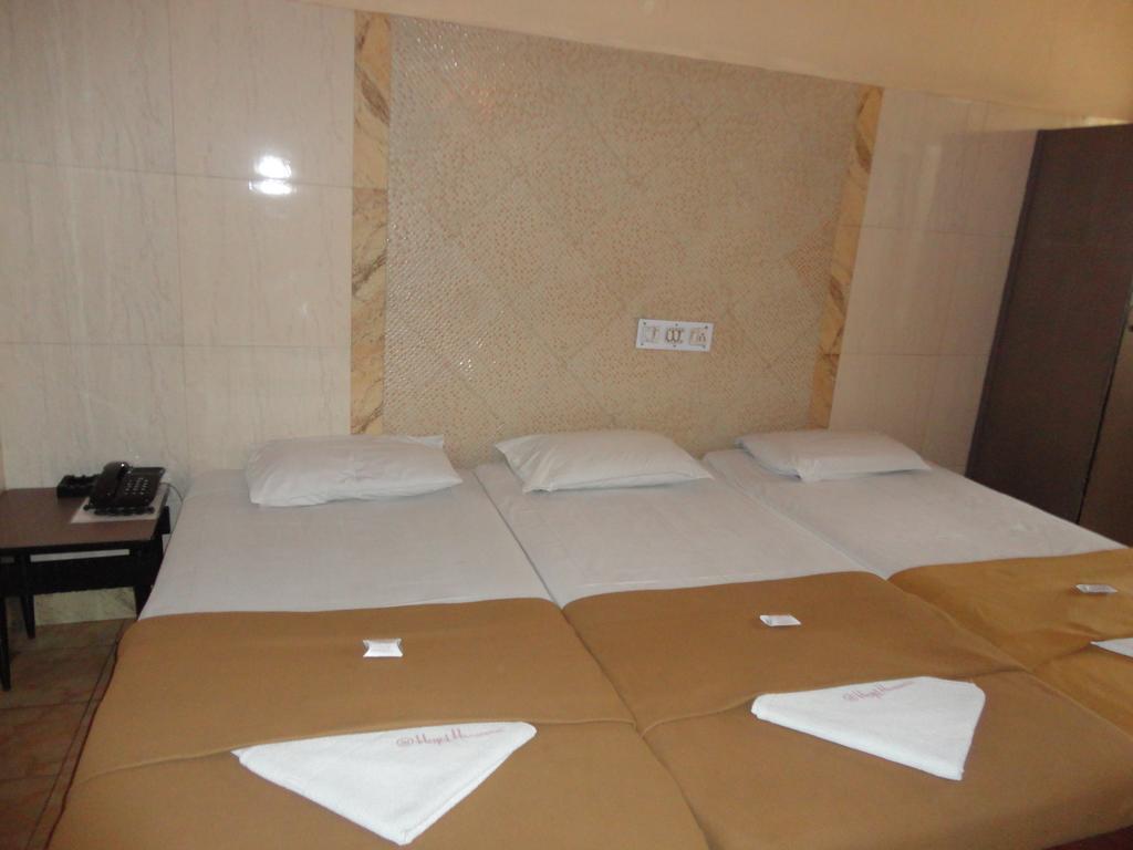 Hotel Haridwar Hyderabad Exteriör bild