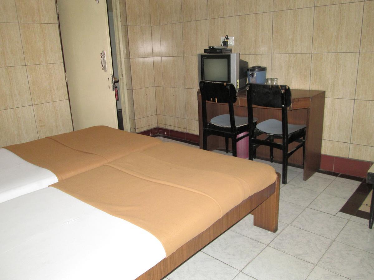 Hotel Haridwar Hyderabad Exteriör bild